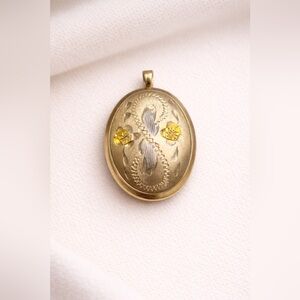 Victorian 1/20 14K Gold-Filled Oval Locket Pendant • 1”